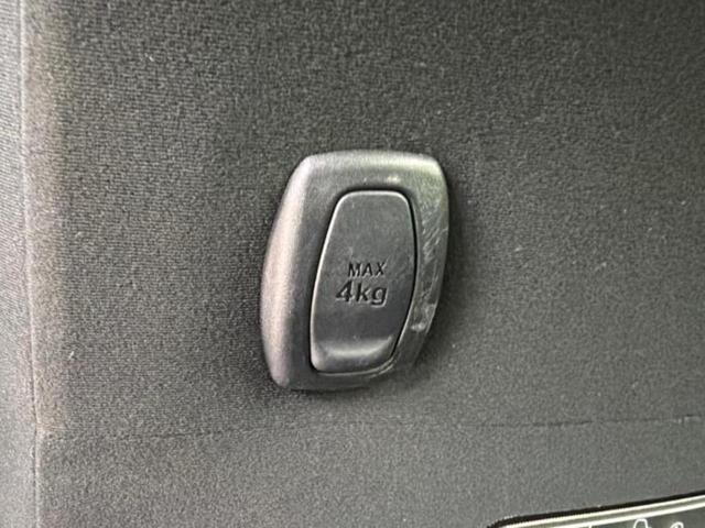 ノア ハイブリッドＸ　新品タイヤ／保証書／純正　１０インチ　ＳＤナビ／フリップダウンモニター　純正　１０．２インチ／電動スライドドア／ヘッドランプ　ＨＩＤ／ＥＴＣ／ＥＢＤ付ＡＢＳ／横滑り防止装置　後席モニター　ワンオーナー（48枚目）