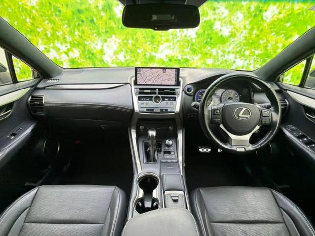 NX NX300h Fスポーツ サンルーフ/保証書/純正 SDナビ/プリクラッシュセーフティ/エアーシート 前席/パノラミックビューモニター/シート フルレザー/ヘッドランプ LED/Bluetooth接続/ETC2.0 革シート(4枚目)