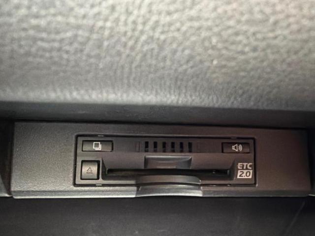 NX NX300h Fスポーツ サンルーフ/保証書/純正 SDナビ/プリクラッシュセーフティ/エアーシート 前席/パノラミックビューモニター/シート フルレザー/ヘッドランプ LED/Bluetooth接続/ETC2.0 革シート(18枚目)