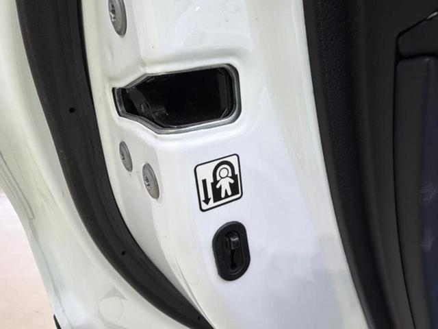 NX NX300h Fスポーツ サンルーフ/保証書/純正 SDナビ/プリクラッシュセーフティ/エアーシート 前席/パノラミックビューモニター/シート フルレザー/ヘッドランプ LED/Bluetooth接続/ETC2.0 革シート(43枚目)