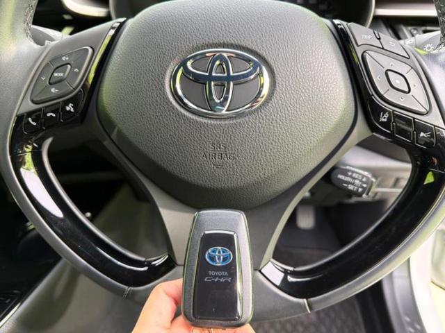 Ｃ－ＨＲ Ｇ　新品タイヤ／保証書／純正　９インチ　ナビ／衝突安全装置／シートヒーター／車線逸脱防止支援システム／シート　ハーフレザー／ヘッドランプ　ＬＥＤ／ＥＴＣ／ＥＢＤ付ＡＢＳ／横滑り防止装置　ＬＥＤヘッドランプ（14枚目）