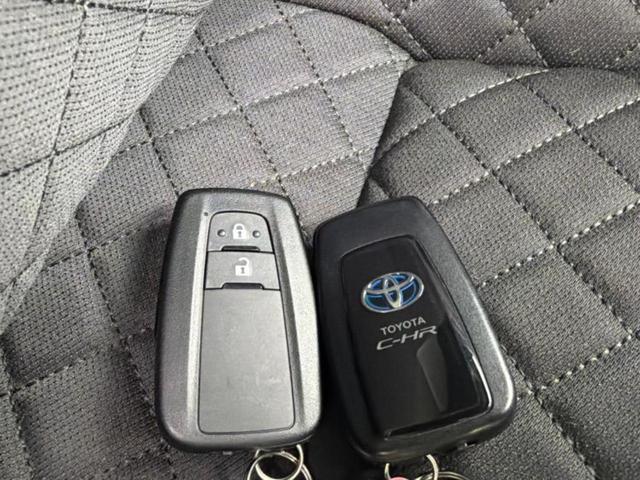 Ｃ－ＨＲ Ｇ　新品タイヤ／保証書／純正　９インチ　ナビ／衝突安全装置／シートヒーター／車線逸脱防止支援システム／シート　ハーフレザー／ヘッドランプ　ＬＥＤ／ＥＴＣ／ＥＢＤ付ＡＢＳ／横滑り防止装置　ＬＥＤヘッドランプ（33枚目）