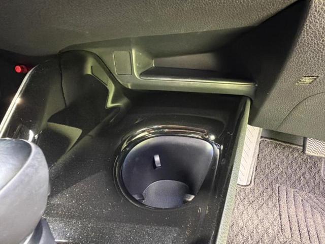 Ｃ－ＨＲ Ｇ　新品タイヤ／保証書／純正　９インチ　ナビ／衝突安全装置／シートヒーター／車線逸脱防止支援システム／シート　ハーフレザー／ヘッドランプ　ＬＥＤ／ＥＴＣ／ＥＢＤ付ＡＢＳ／横滑り防止装置　ＬＥＤヘッドランプ（37枚目）