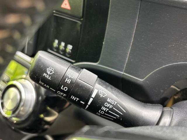 アクア Ｇ　Ｇｓ　新品タイヤ／純正　ＳＤナビ／シート　ハーフレザー／ヘッドランプ　ＬＥＤ／ＥＴＣ／ＥＢＤ付ＡＢＳ／横滑り防止装置／アイドリングストップ／フルセグＴＶ／エアバッグ　運転席／エアバッグ　助手席（16枚目）