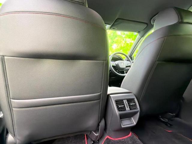 こちらのお車はいかがでしょうか？少しでも気になっていただけましたら是非お問い合わせください！さらにお車の詳細をお送りいたします！