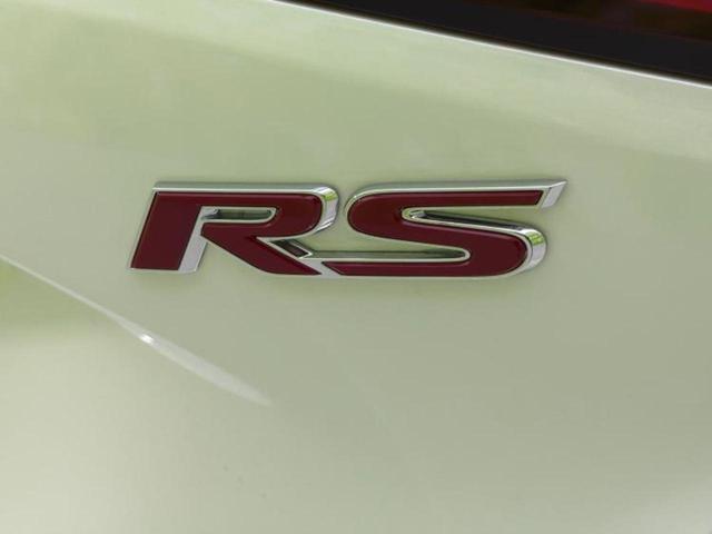 ＷＥＣＡＲＳではほぼ毎日新しい在庫車両を入荷しております！お客様のこだわりを叶える１台がきっとＷＥＣＡＲＳにあるはずです！