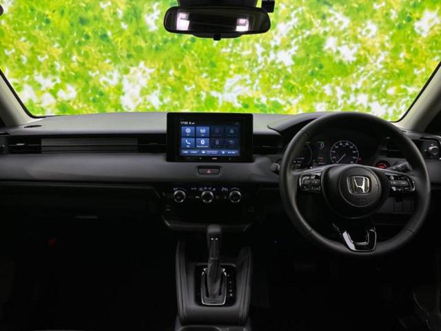 ヴェゼル eHEV X 保証書/ディスプレイオーディオ/衝突安全装置/車線逸脱防止支援システム/ヘッドランプ LED/ETC/EBD付ABS/横滑り防止装置/アイドリングストップ/クルーズコントロール/フルセグTV 禁煙車(4枚目)