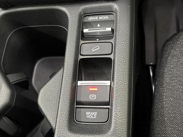 ヴェゼル eHEV X 保証書/ディスプレイオーディオ/衝突安全装置/車線逸脱防止支援システム/ヘッドランプ LED/ETC/EBD付ABS/横滑り防止装置/アイドリングストップ/クルーズコントロール/フルセグTV 禁煙車(20枚目)