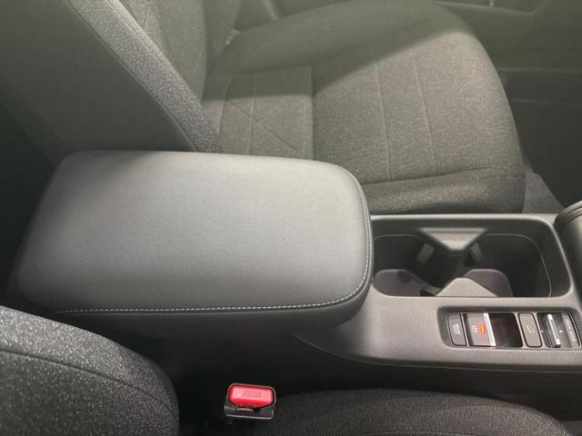 ヴェゼル eHEV X 保証書/ディスプレイオーディオ/衝突安全装置/車線逸脱防止支援システム/ヘッドランプ LED/ETC/EBD付ABS/横滑り防止装置/アイドリングストップ/クルーズコントロール/フルセグTV 禁煙車(24枚目)