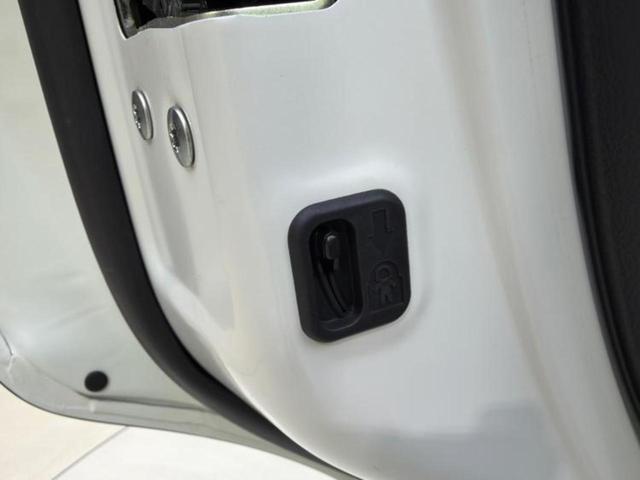 国産車から輸入車まで多様なお客様のニーズのお応えできるように、全国規模で豊富な在庫展開！車のことならＷＥＣＡＲＳへ！