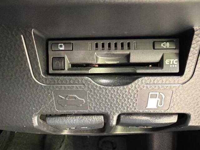 お車に合わせて無料保証以外にも、保証範囲、期間、距離を拡充させた有料保証もご用意しております！中古車の購入が初めてで不安・・・というお客様もご安心ください！