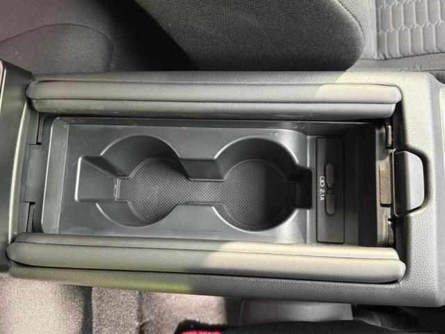 GR86 SZ 保証書/純正 10インチ SDナビ/ヘッドランプ HID/ETC/EBD付ABS/横滑り防止装置/クルーズコントロール/ワンセグTV/エアバッグ 運転席/エアバッグ 助手席/エアバッグ サイド 記録簿(29枚目)