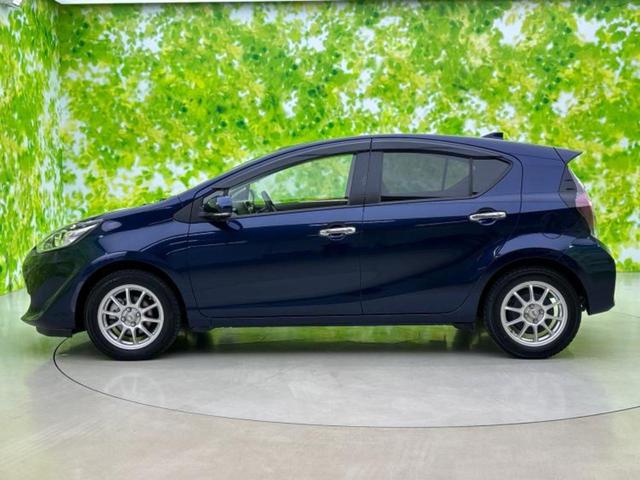 アクア Sスタイルブラック 新品タイヤ/保証書/純正 SDナビ/衝突安全装置/車線逸脱防止支援システム/ヘッドランプ LED/Bluetooth接続/ETC/EBD付ABS/横滑り防止装置/アイドリングストップ/フルセグTV(2枚目)