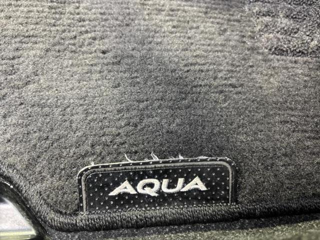 アクア Sスタイルブラック 新品タイヤ/保証書/純正 SDナビ/衝突安全装置/車線逸脱防止支援システム/ヘッドランプ LED/Bluetooth接続/ETC/EBD付ABS/横滑り防止装置/アイドリングストップ/フルセグTV(41枚目)