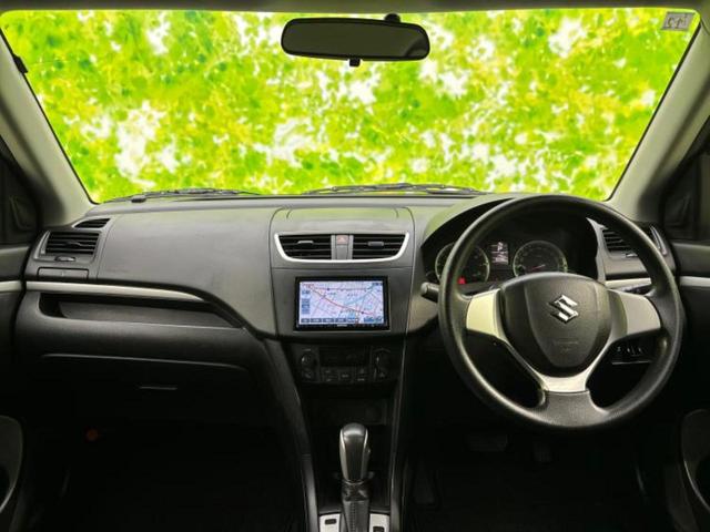 スイフト XG 新品タイヤ/保証書/社外 SDナビ/ETC/EBD付ABS/ワンセグTV/エアバッグ 運転席/エアバッグ 助手席/アルミホイール 社外 14インチ/パワーウインドウ/キーレスエントリー 盗難防止装置(4枚目)