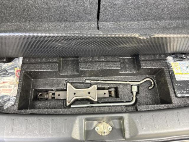 ワゴンRスティングレー T 新品タイヤ/社外 ナビ/ヘッドランプ HID/ETC/EBD付ABS/アイドリングストップ/バックモニター/フルセグTV/ターボ/エアバッグ 運転席/エアバッグ 助手席/MTモード付き バックカメラ(24枚目)