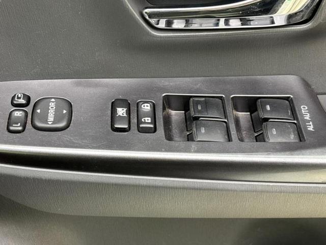 プリウスα Ｓチューンブラック　保証書／純正　ＳＤナビ／パーキングアシスト　バックガイド／Ｂｌｕｅｔｏｏｔｈ接続／ＥＴＣ／ＥＢＤ付ＡＢＳ／横滑り防止装置／アイドリングストップ／バックモニター／フルセグＴＶ　バックカメラ　盗難防止装置（28枚目）