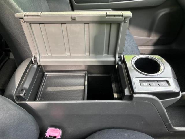 プリウスα Ｓチューンブラック　保証書／純正　ＳＤナビ／パーキングアシスト　バックガイド／Ｂｌｕｅｔｏｏｔｈ接続／ＥＴＣ／ＥＢＤ付ＡＢＳ／横滑り防止装置／アイドリングストップ／バックモニター／フルセグＴＶ　バックカメラ　盗難防止装置（32枚目）