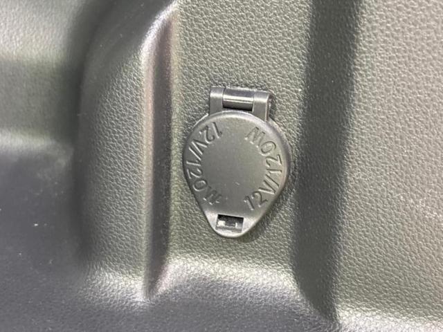 ＷＥＣＡＲＳでは各商談席に大型モニターをご用意しております！見やすい大画面でゆったりと全国の在庫をご覧いただけます！是非ご来店お待ちしております！