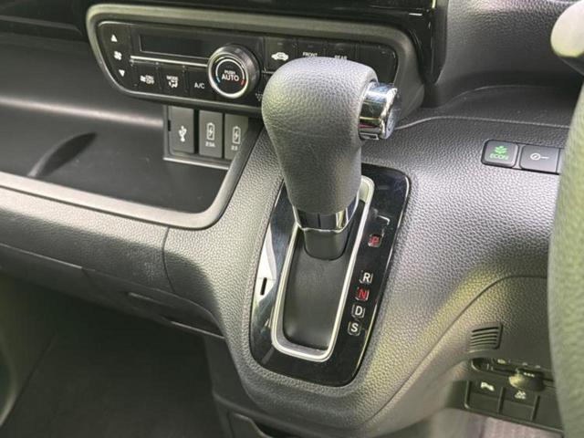 N-BOXカスタム L 保証書/純正 SDナビ/衝突安全装置/電動スライドドア/シートヒーター/車線逸脱防止支援システム/ヘッドランプ LED/ETC/EBD付ABS/横滑り防止装置/アイドリングストップ LEDヘッドランプ(17枚目)