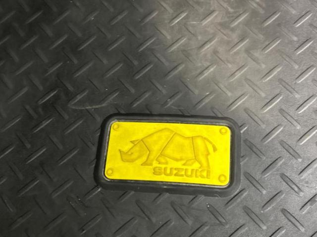 ジムニー ４ＷＤ　ＸＬ　保証書／シートヒーター／ＥＴＣ／ＡＢＳ／横滑り防止装置／エアバッグ　運転席／エアバッグ　助手席／エアバッグ　サイド／パワーウインドウ／キーレスエントリー／オートエアコン／パワーステアリング　４ＷＤ（35枚目）