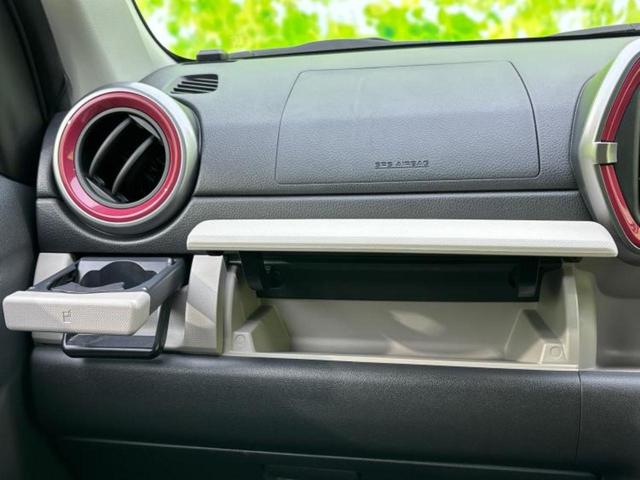 ＷＥＣＡＲＳでは各商談席に大型モニターをご用意しております！見やすい大画面でゆったりと全国の在庫をご覧いただけます！是非ご来店お待ちしております！