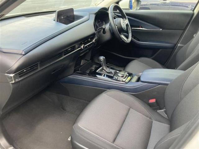 ＣＸ－３０ ４ＷＤ　ＸＤプロアクティブツーリングセレクション　保証書／純正　ＳＤナビ／衝突安全装置／シートヒーター／３６０°ビューモニター／車線逸脱防止支援システム／電動バックドア／ドライブレコーダー　純正／ヘッドランプ　ＬＥＤ／Ｂｌｕｅｔｏｏｔｈ接続　４ＷＤ（7枚目）