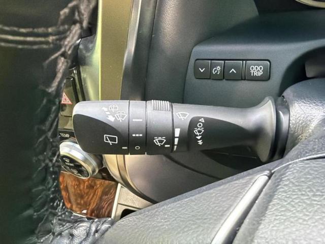 ヴェルファイア Ｘ　新品タイヤ／保証書／純正　８インチ　ＳＤナビ／フリップダウンモニター／両側電動スライドドア／ヘッドランプ　ＬＥＤ／ＥＴＣ／ＥＢＤ付ＡＢＳ／横滑り防止装置／フルセグＴＶ／エアバッグ　運転席　後席モニター（17枚目）