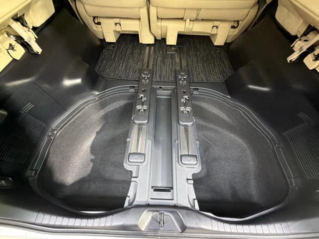 ヴェルファイア Ｘ　新品タイヤ／保証書／純正　８インチ　ＳＤナビ／フリップダウンモニター／両側電動スライドドア／ヘッドランプ　ＬＥＤ／ＥＴＣ／ＥＢＤ付ＡＢＳ／横滑り防止装置／フルセグＴＶ／エアバッグ　運転席　後席モニター（25枚目）