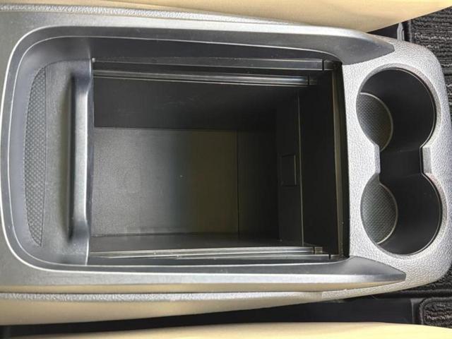 ヴェルファイア Ｘ　新品タイヤ／保証書／純正　８インチ　ＳＤナビ／フリップダウンモニター／両側電動スライドドア／ヘッドランプ　ＬＥＤ／ＥＴＣ／ＥＢＤ付ＡＢＳ／横滑り防止装置／フルセグＴＶ／エアバッグ　運転席　後席モニター（36枚目）