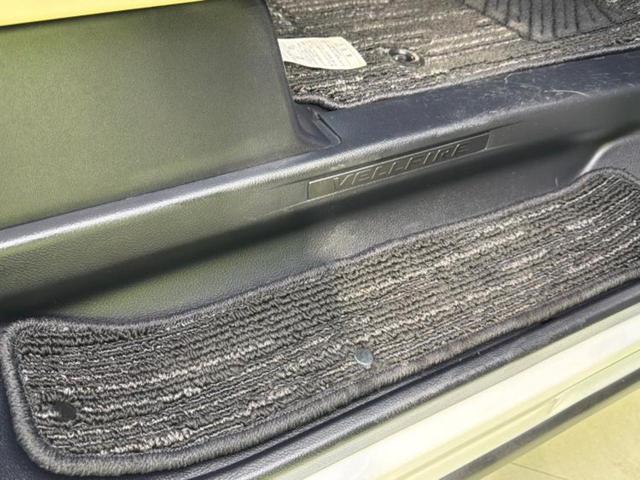 ヴェルファイア Ｘ　新品タイヤ／保証書／純正　８インチ　ＳＤナビ／フリップダウンモニター／両側電動スライドドア／ヘッドランプ　ＬＥＤ／ＥＴＣ／ＥＢＤ付ＡＢＳ／横滑り防止装置／フルセグＴＶ／エアバッグ　運転席　後席モニター（46枚目）