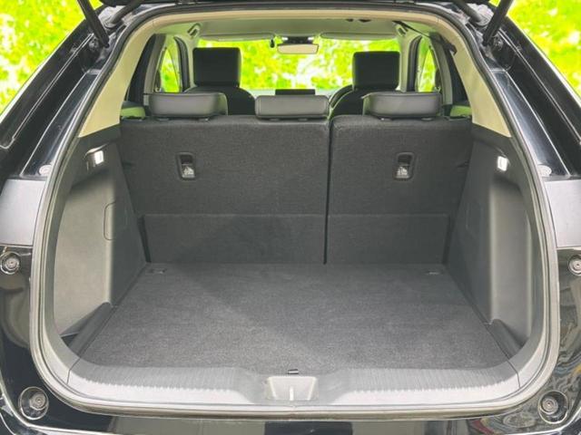 ヴェゼル ｅＨＥＶ　Ｚ　純正　９インチ　ＳＤナビ／衝突安全装置／シートヒーター／車線逸脱防止支援システム／シート　ハーフレザー／電動バックドア／ヘッドランプ　ＬＥＤ／ＥＴＣ／ＥＢＤ付ＡＢＳ／横滑り防止装置　ＬＥＤヘッドランプ（8枚目）