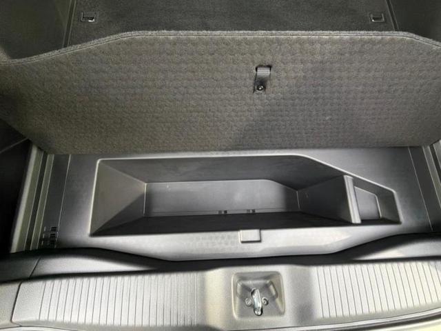 ヴェゼル ｅＨＥＶ　Ｚ　純正　９インチ　ＳＤナビ／衝突安全装置／シートヒーター／車線逸脱防止支援システム／シート　ハーフレザー／電動バックドア／ヘッドランプ　ＬＥＤ／ＥＴＣ／ＥＢＤ付ＡＢＳ／横滑り防止装置　ＬＥＤヘッドランプ（24枚目）