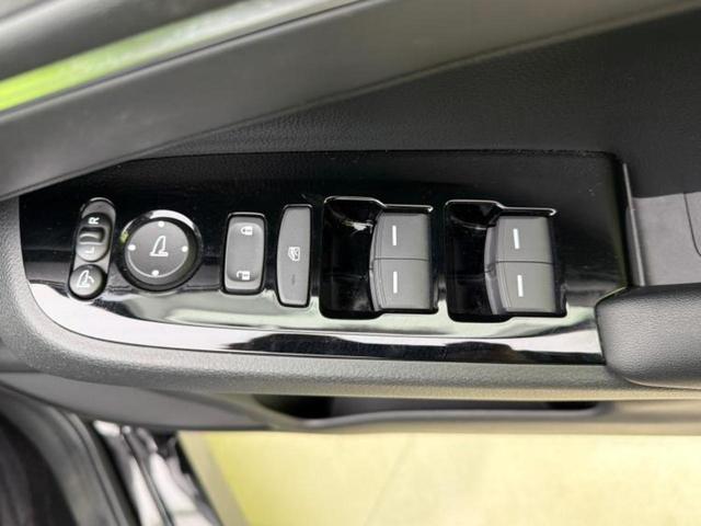 ヴェゼル ｅＨＥＶ　Ｚ　純正　９インチ　ＳＤナビ／衝突安全装置／シートヒーター／車線逸脱防止支援システム／シート　ハーフレザー／電動バックドア／ヘッドランプ　ＬＥＤ／ＥＴＣ／ＥＢＤ付ＡＢＳ／横滑り防止装置　ＬＥＤヘッドランプ（29枚目）