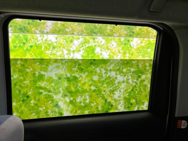 ムーヴキャンバス ４ＷＤストライプスＧターボ　保証書／純正　１０インチ　ＳＤナビ／衝突安全装置／両側電動スライドドア／シートヒーター　前席／パノラマモニター／車線逸脱防止支援システム／ドライブレコーダー　純正／ヘッドランプ　ＬＥＤ／ＥＴＣ　４ＷＤ（46枚目）