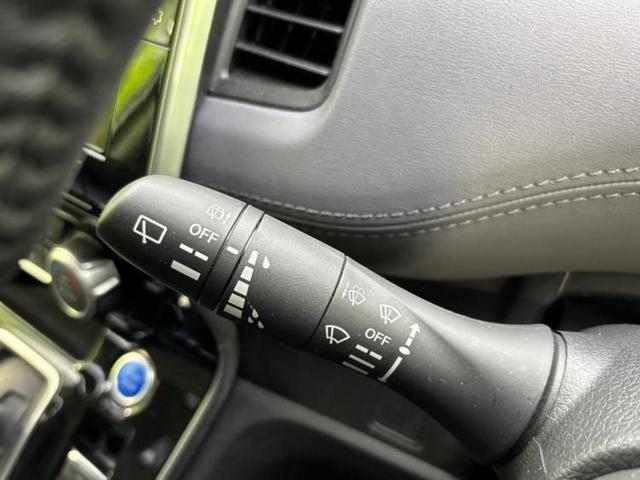 セレナ eパワーハイウェイスターV 新品タイヤ/保証書/純正 10インチ メモリーナビ/フリップダウンモニター 純正 9インチ/エマージェンシーブレーキ/両側電動スライドドア/アラウンドビューモニター/車線逸脱防止支援システム(16枚目)