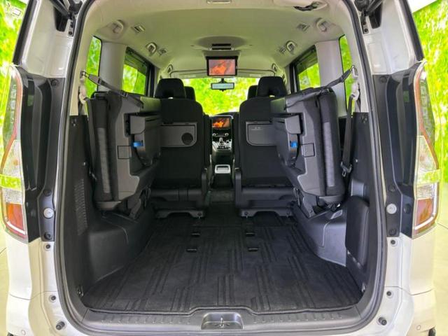 セレナ eパワーハイウェイスターV 新品タイヤ/保証書/純正 10インチ メモリーナビ/フリップダウンモニター 純正 9インチ/エマージェンシーブレーキ/両側電動スライドドア/アラウンドビューモニター/車線逸脱防止支援システム(20枚目)