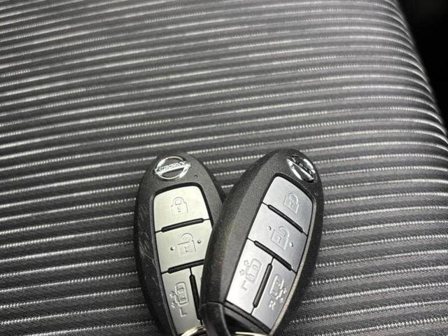 セレナ eパワーハイウェイスターV 新品タイヤ/保証書/純正 10インチ メモリーナビ/フリップダウンモニター 純正 9インチ/エマージェンシーブレーキ/両側電動スライドドア/アラウンドビューモニター/車線逸脱防止支援システム(33枚目)