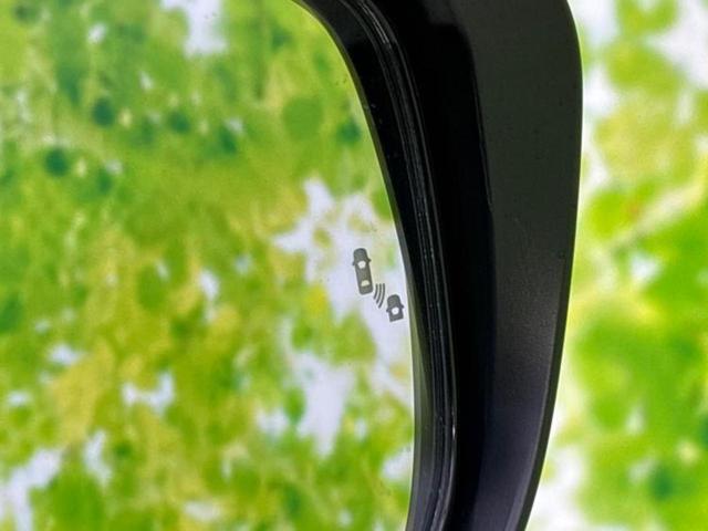 セレナ eパワーハイウェイスターV 新品タイヤ/保証書/純正 10インチ メモリーナビ/フリップダウンモニター 純正 9インチ/エマージェンシーブレーキ/両側電動スライドドア/アラウンドビューモニター/車線逸脱防止支援システム(46枚目)