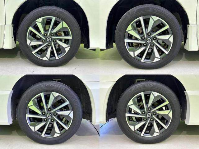 セレナ eパワーハイウェイスターV 新品タイヤ/保証書/純正 10インチ メモリーナビ/フリップダウンモニター 純正 9インチ/エマージェンシーブレーキ/両側電動スライドドア/アラウンドビューモニター/車線逸脱防止支援システム(52枚目)