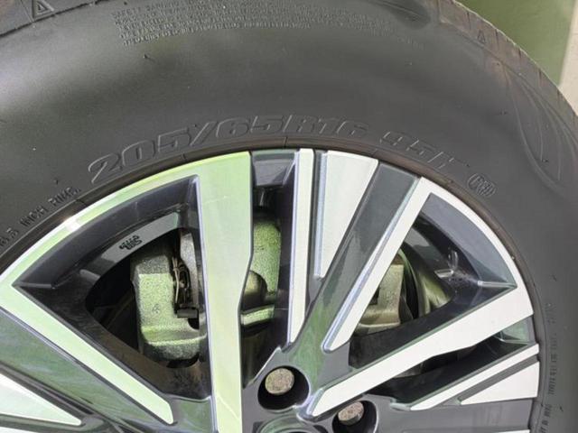 セレナ ４ＷＤ　ｅ－４ＯＲＣＥハイウェイスターＶ　純正エアロ／保証書／純正　１２．３インチ　メモリーナビ／エマージェンシーブレーキ／両側電動スライドドア／シートヒーター／アラウンドビューモニター／車線逸脱防止支援システム／プロパイロット　全周囲カメラ（58枚目）