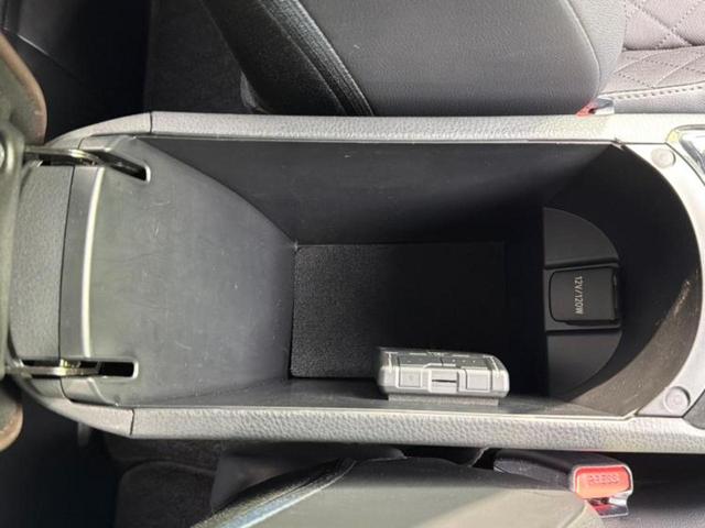 C-HR G 新品タイヤ/保証書/純正 9インチ SDナビ/トヨタセーフティセンス/シートヒーター/車線逸脱防止支援システム/シート ハーフレザー/ヘッドランプ LED/ETC/EBD付ABS/横滑り防止装置(31枚目)