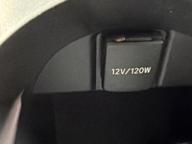 C-HR G 新品タイヤ/保証書/純正 9インチ SDナビ/トヨタセーフティセンス/シートヒーター/車線逸脱防止支援システム/シート ハーフレザー/ヘッドランプ LED/ETC/EBD付ABS/横滑り防止装置(32枚目)