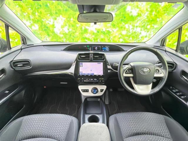 プリウス S 新品タイヤ/保証書/純正 9インチ SDナビ/トヨタセーフティセンス/ヘッドランプ LED/Bluetooth接続/ETC/EBD付ABS/横滑り防止装置/アイドリングストップ/バックモニター(4枚目)