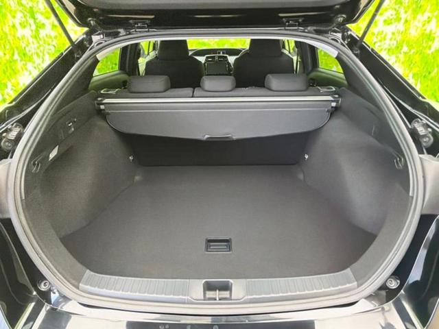 プリウス S 新品タイヤ/保証書/純正 9インチ SDナビ/トヨタセーフティセンス/ヘッドランプ LED/Bluetooth接続/ETC/EBD付ABS/横滑り防止装置/アイドリングストップ/バックモニター(8枚目)