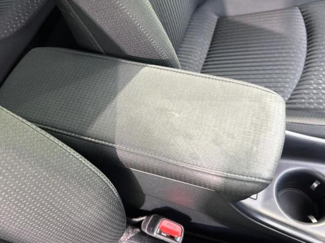 プリウス S 新品タイヤ/保証書/純正 9インチ SDナビ/トヨタセーフティセンス/ヘッドランプ LED/Bluetooth接続/ETC/EBD付ABS/横滑り防止装置/アイドリングストップ/バックモニター(30枚目)