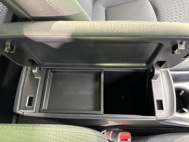 プリウス S 新品タイヤ/保証書/純正 9インチ SDナビ/トヨタセーフティセンス/ヘッドランプ LED/Bluetooth接続/ETC/EBD付ABS/横滑り防止装置/アイドリングストップ/バックモニター(31枚目)