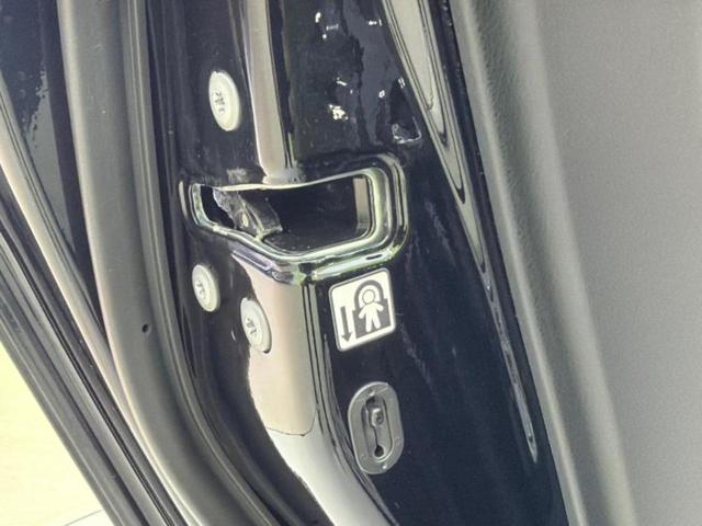 プリウス S 新品タイヤ/保証書/純正 9インチ SDナビ/トヨタセーフティセンス/ヘッドランプ LED/Bluetooth接続/ETC/EBD付ABS/横滑り防止装置/アイドリングストップ/バックモニター(40枚目)