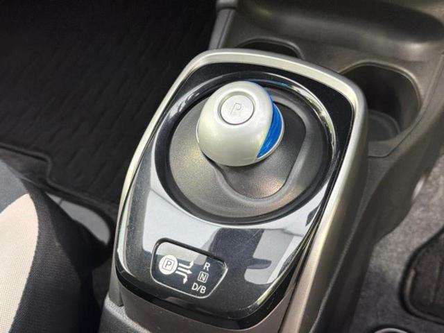 ノート ｅパワーＸ　新品タイヤ／保証書／純正　ＳＤナビ／衝突安全装置／車線逸脱防止支援システム／ヘッドランプ　ＬＥＤ／ＥＢＤ付ＡＢＳ／横滑り防止装置／アイドリングストップ／バックモニター／フルセグＴＶ　バックカメラ（16枚目）