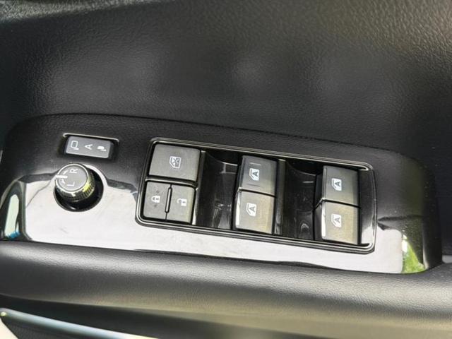 アルファード S Cパッケージ 保証書/純正 10インチ メモリーナビ/フリップダウンモニター 純正 12.1インチ/トヨタセーフティセンス/両側電動スライドドア/エアーシート 前席/シート フルレザー/電動バックドア 革シート(32枚目)